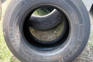 Gomme 445/45 r19,5