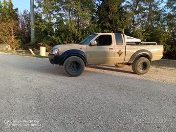 Pickup Nissan Navarra d 22