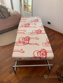 Letto pieghevole/puff..