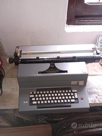 macchina da scrivere 