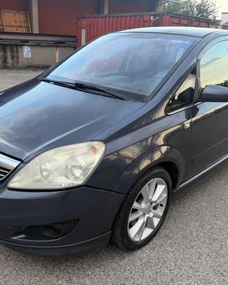 OPEL Zafira 1.9 16V CDTI 150CV Cosmo perfetta di