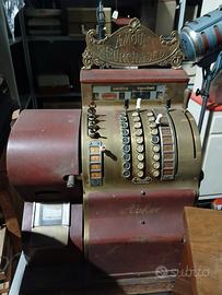 antico registratore di cassa