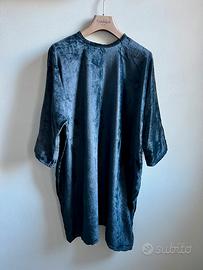 Abito comodo in velluto nero