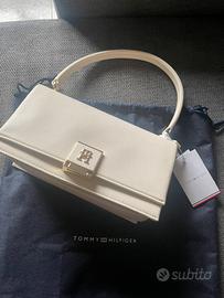 Borsa Tommy Hilfiger 2026