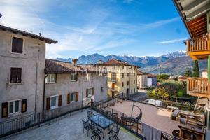 Bilocale completamente ristrutturato con cantina e