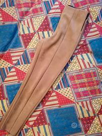 Pantaloni in Alcantara Zara