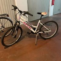 Mountain bike da ragazza