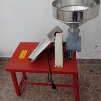 Passapomodoro elettrico