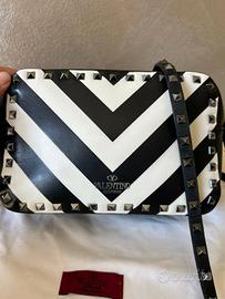 borsa Valentino Garavani Rockstud Camera Bag 