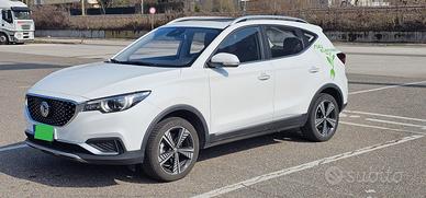 Mg ZS Ev - Suv elettrico con ruota di scorta