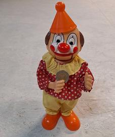 Salvadanaio vintage in plastica dura