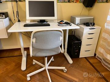 Scrivania regolabile o richiudibile