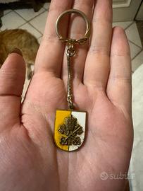 Portachiavi vintage Vaticano con stemma papale