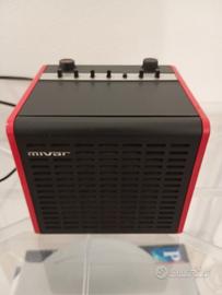 Radio cubo MIVAR R57