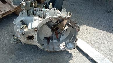 CAMBIO FIAT DUCATO 2,5 TD CODICE 20KM65 ANNO 2002 