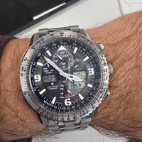 citizen skyhawk JY8100-80E