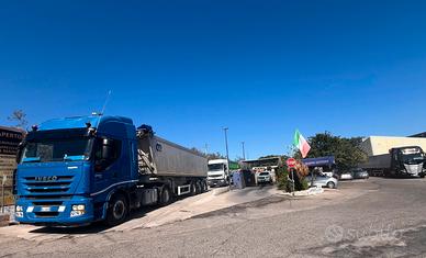 Auto lavaggio a mano