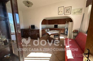 Villetta a schiera di 225 m² con 4 locali a Santa 