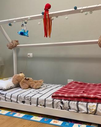Letto Montessori design a casetta