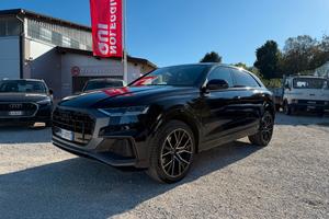 Audi Q8 50 TDI 286 CV QUATTRO Sport