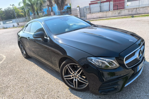 Mercedes e E220 coupé 4MATIC AMG Plus