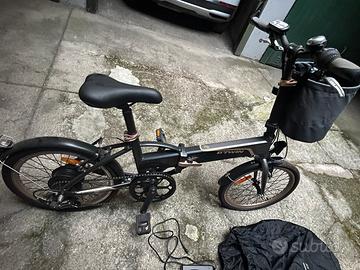 Bici elettrica B twin