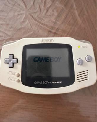 Nintendo Game Boy Advance bianco