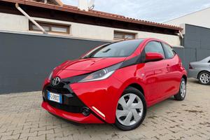 Toyota Aygo 1.0 69 CV 5 porte x-play - 2017