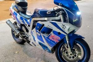 gsx-r 1100