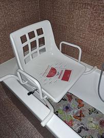 sedile girevole per vasca