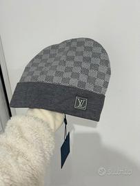 cappello Louis Vuitton nero e grigio