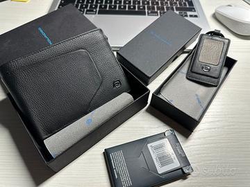 Portafoglio e portachiavi PIQUADRO