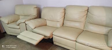 Divano pelle con poltrona