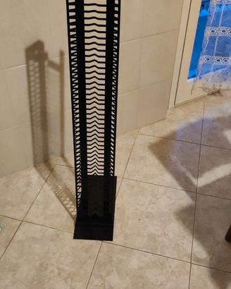 Colonna porta cd-dvd