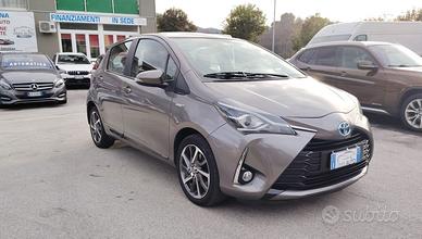 Toyota Yaris 1.5 Hybrid 5 porte Business