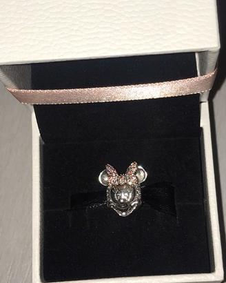 PANDORA Clip Minnie con fiocco rosa e pavé