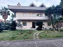villa-di-560-m²-con-piu-di-5-locali-a-montesilvano