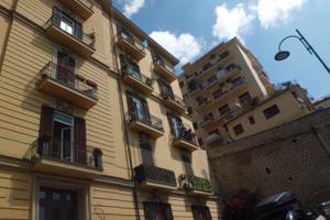 Corso v. emanuele ad, lato chiaia 3 vani + acc.ri