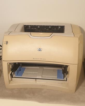 Stampante HP LaserJet 1200 Series NON TESTATA