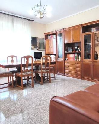 Villa di 150 m² con 4 locali a Foligno