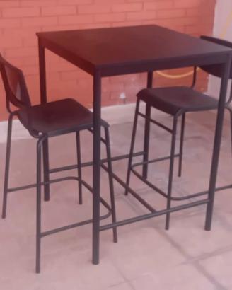 tavolo ikea con sedie 