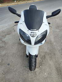 Kawasaki Ninja ZX9R