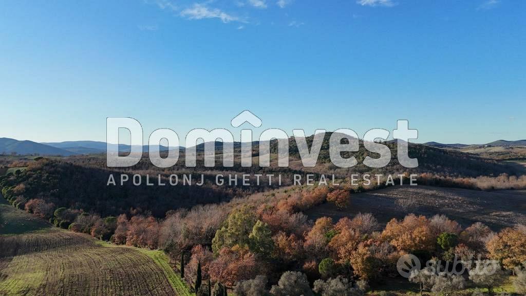 Rustico / Casale di 1000 m² con più di 5 locali a - Vista 6