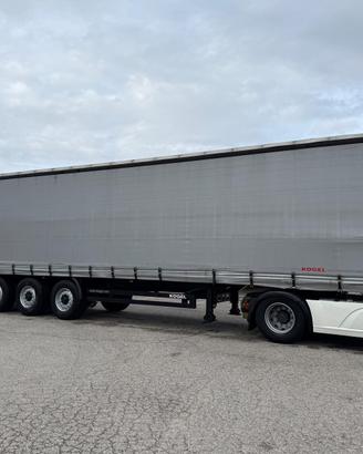 Semirimorchio centinato Kögel anno 2019