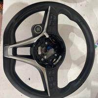 Ricambi volante in pelle alfa romeo stelvio.