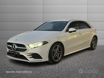 MERCEDES-BENZ A 180 Premium auto