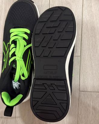 Scarpe antinfortunistiche