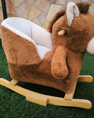 Cavallo a dondolo per bambini