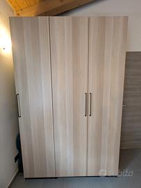 Armadio Ikea linea Pax
