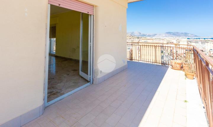 5 LOCALI A MISILMERI